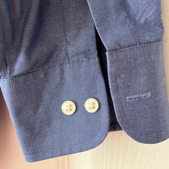 IZOD | Easy Care Men's Shirt Size 17 - 34/35, XL - Picture 7 of 7